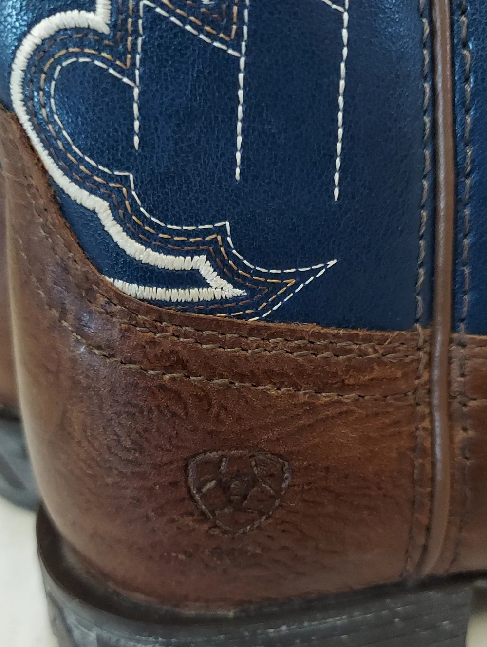 Ariat Boy Size 1 Classic Brown & Blue Western Cowboy Boots Leather
